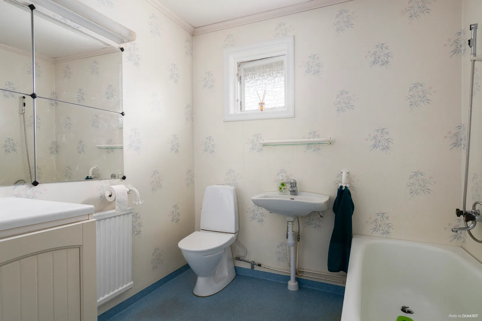 Villa, Blomstervägen 2, Hillared, Svenljunga