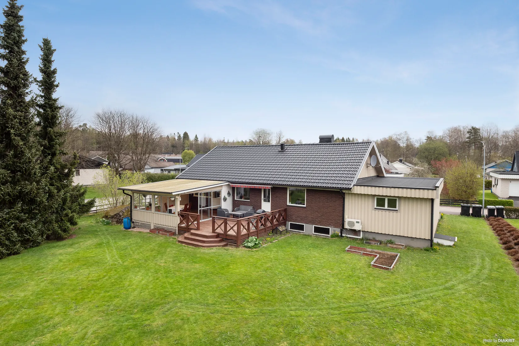 Villa, Blomstervägen 2, Hillared, Svenljunga