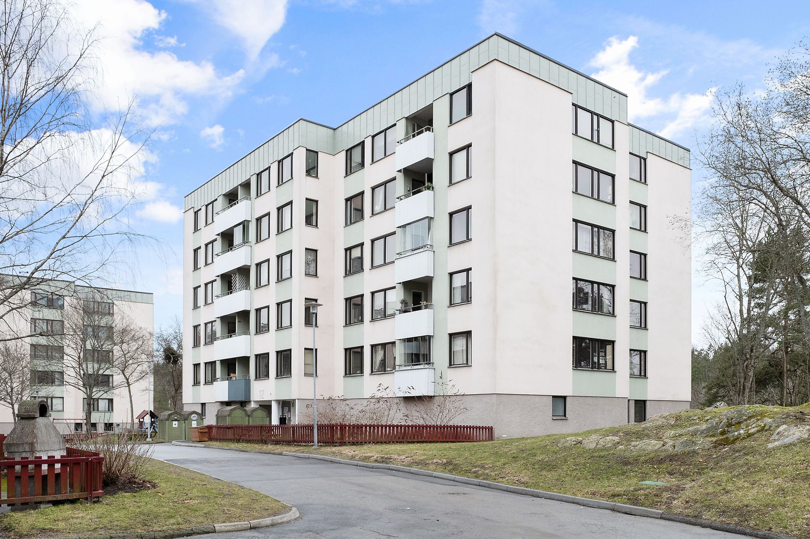 Bostadsrätt, Säterbacken 12, vån 5/5., Skogås, Huddinge
