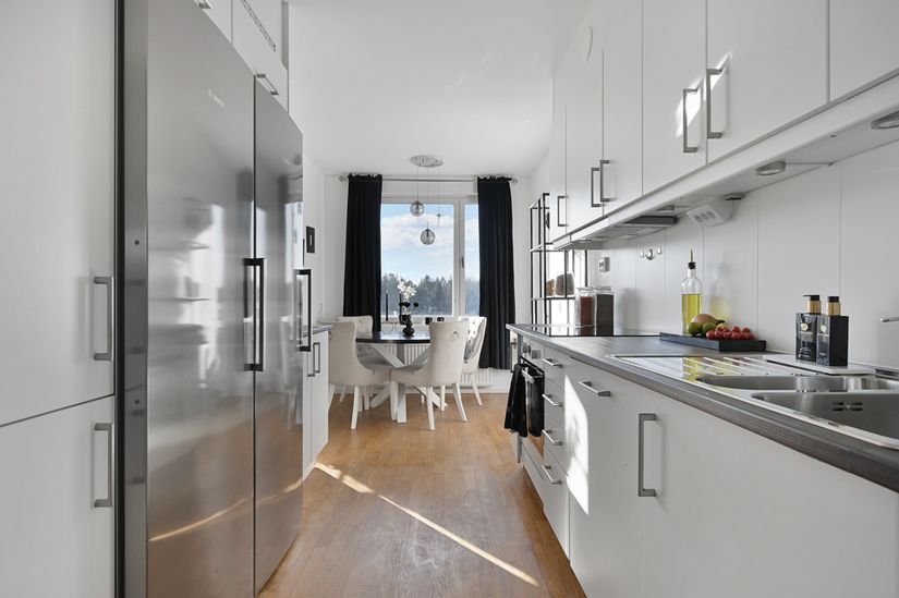 Bostadsrätt, Säterbacken 12, vån 5/5., Skogås, Huddinge