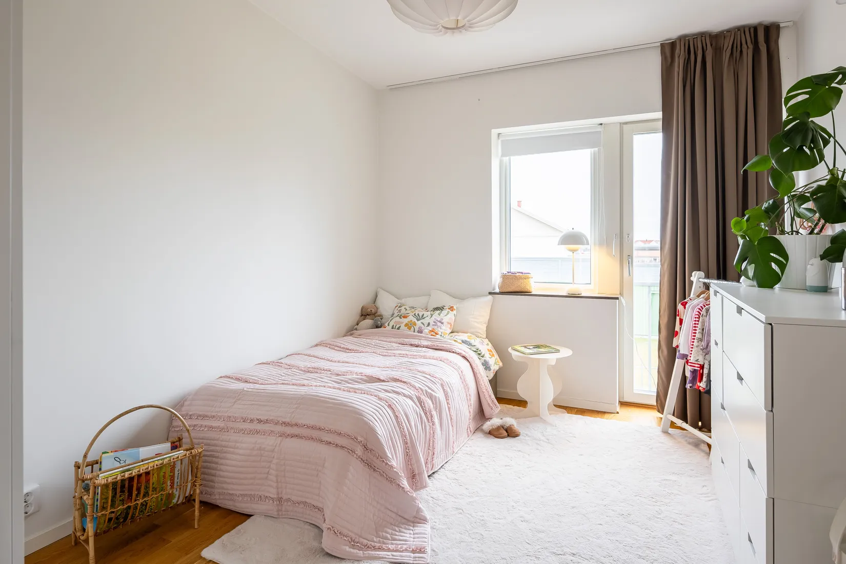 Villa, Radhus, Lassagårdsgatan 134, Trädgårdsstaden, Skövde