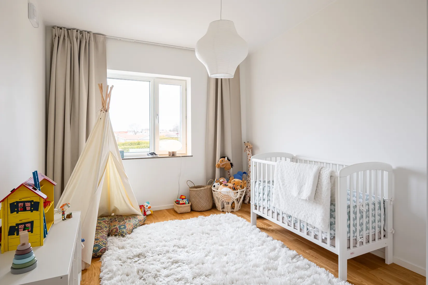 Villa, Radhus, Lassagårdsgatan 134, Trädgårdsstaden, Skövde