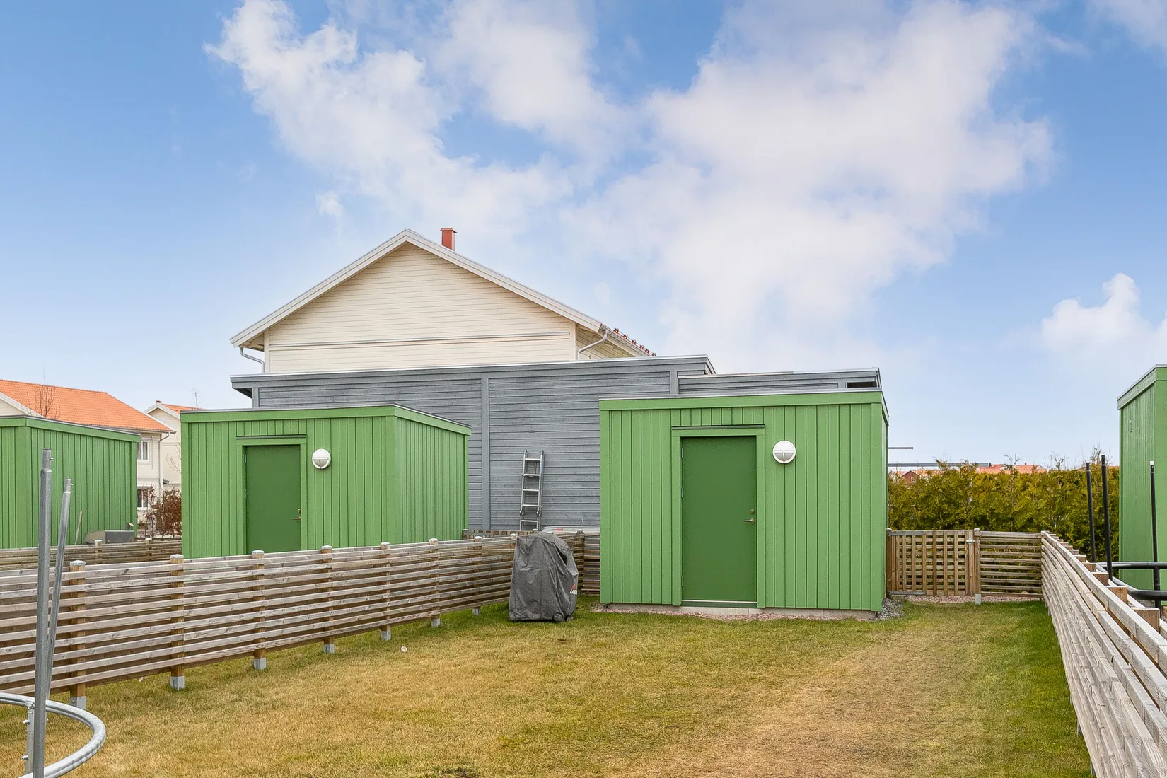 Villa, Radhus, Lassagårdsgatan 134, Trädgårdsstaden, Skövde