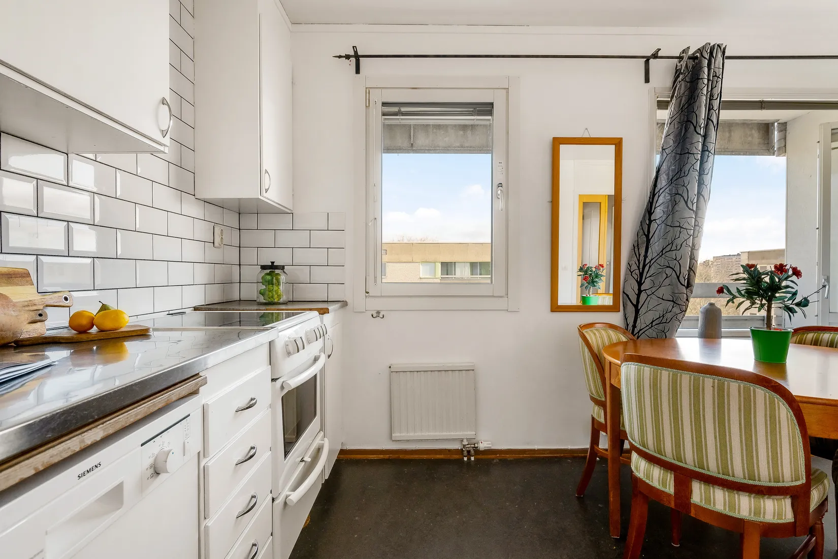 Bostadsrätt, Lötsjövägen 39, Hallonbergen, Sundbyberg
