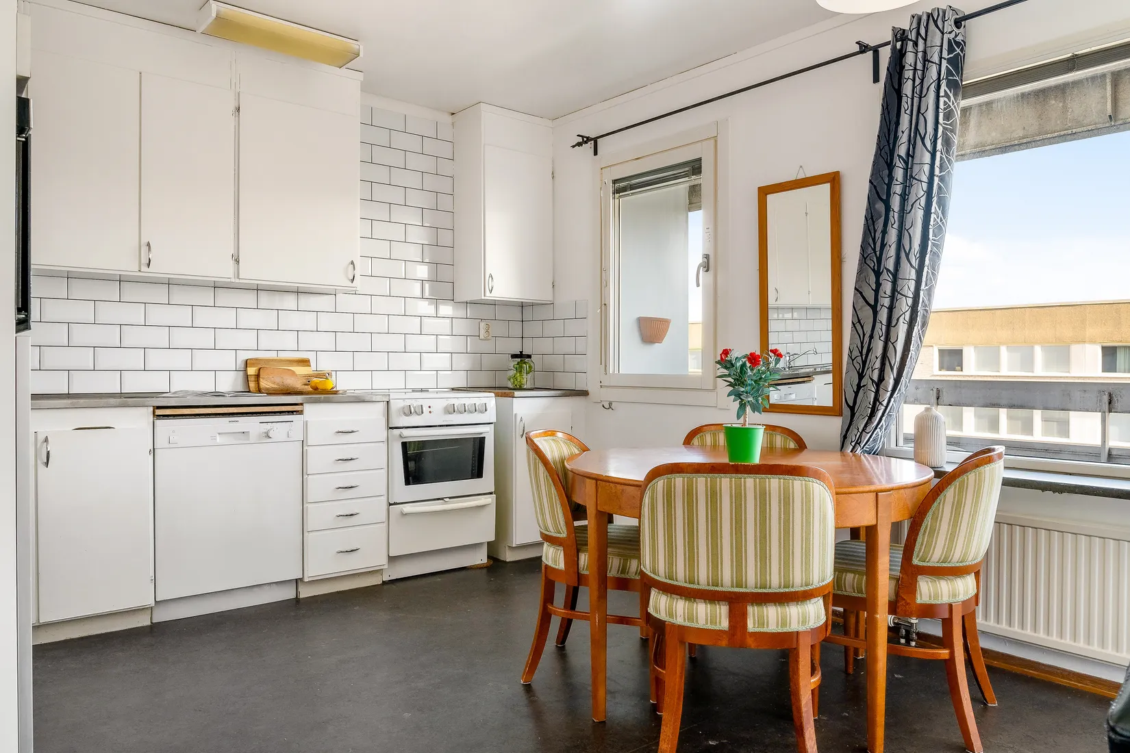 Bostadsrätt, Lötsjövägen 39, Hallonbergen, Sundbyberg