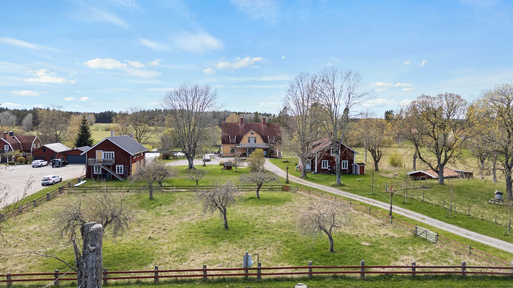 Gård/Skog, Södra Rådavägen 8, Hagsta Gård, Norrtälje
