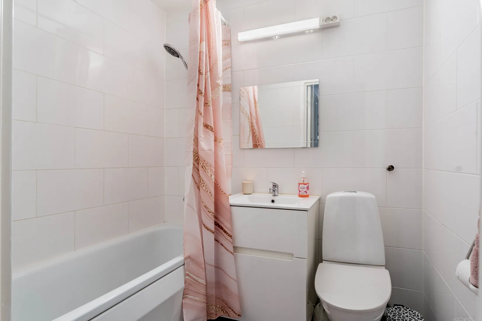 Villa, Radhus, Carl Bergstens gata 87, Sandtorp, Norrköping
