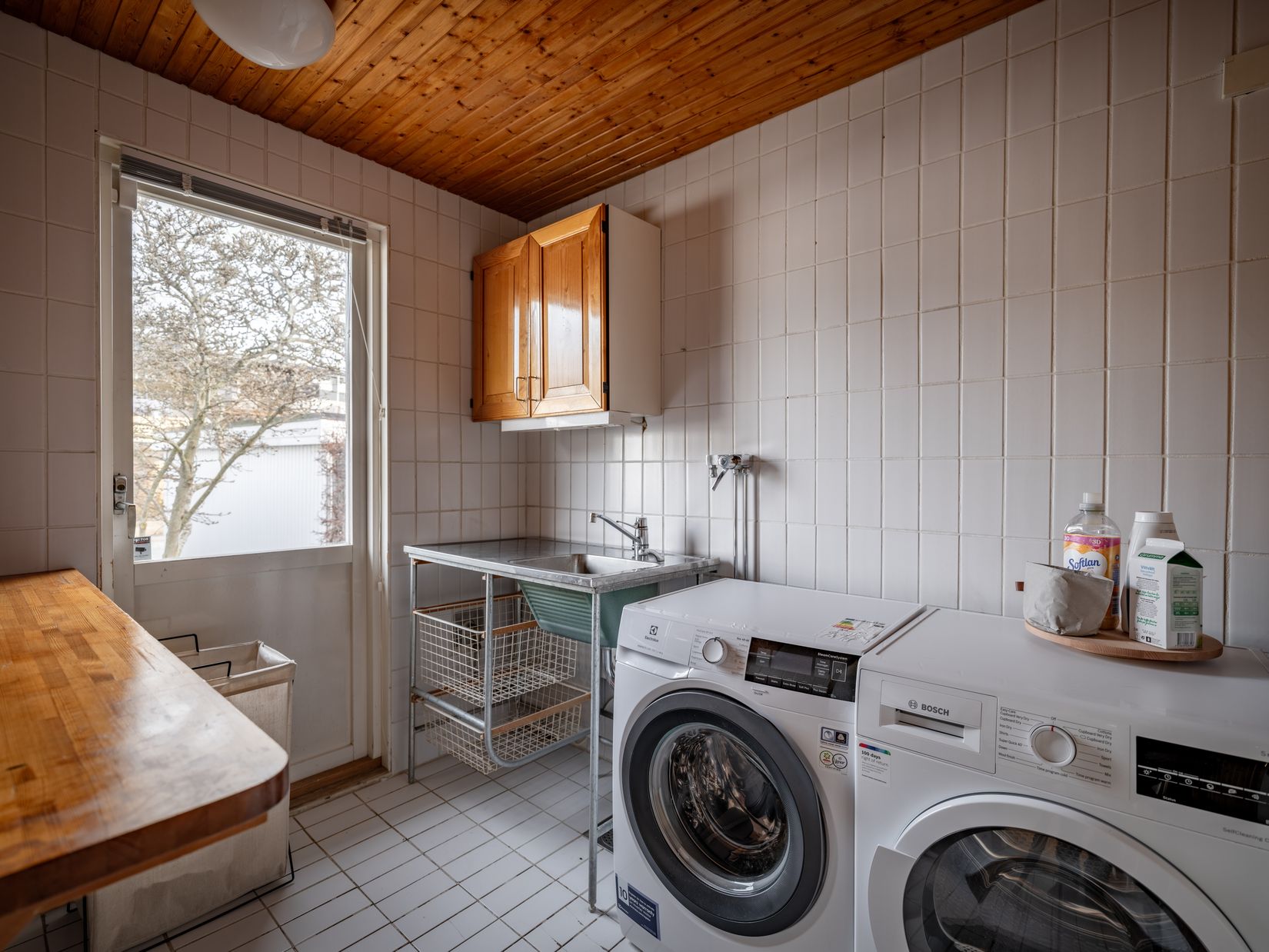 Villa, Radhus, Huddungegränd 31, Brunnby Vik, Upplands Väsby