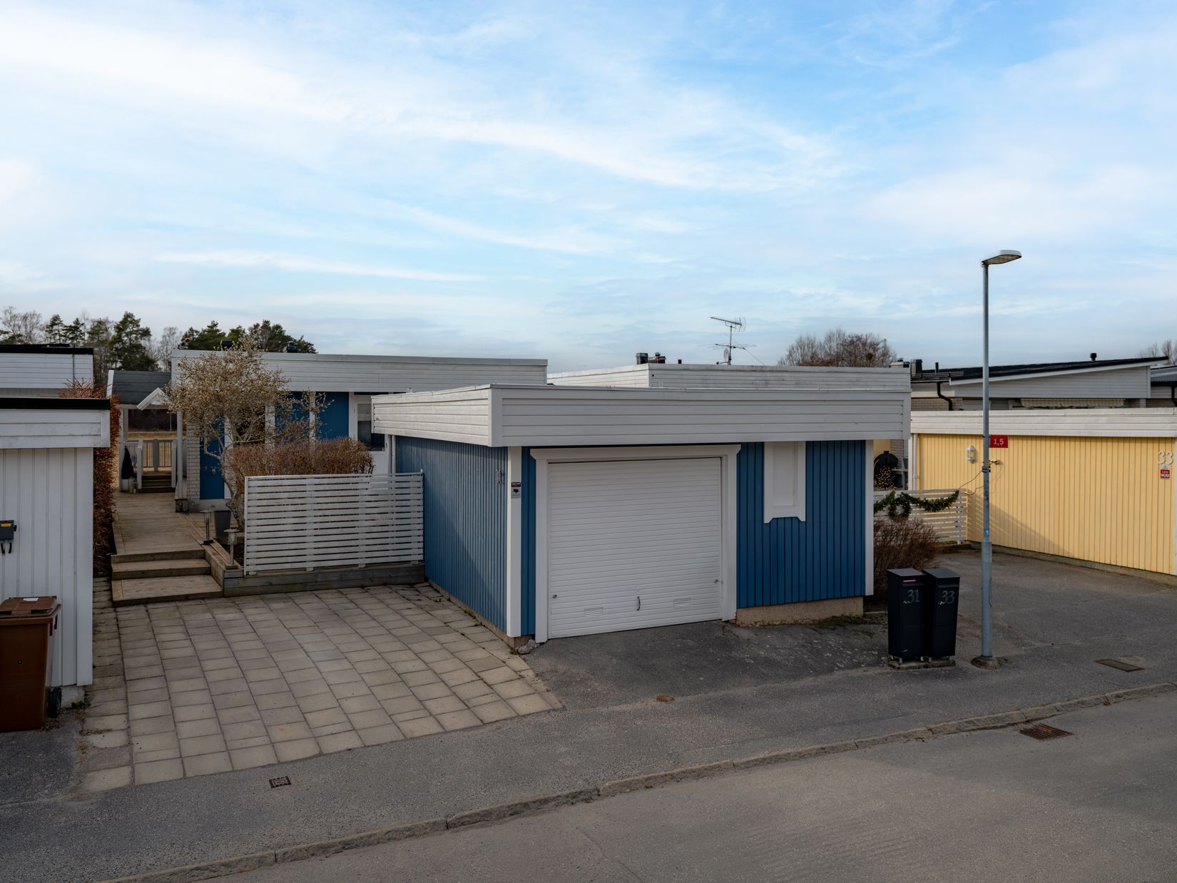 Villa, Radhus, Huddungegränd 31, Brunnby Vik, Upplands Väsby