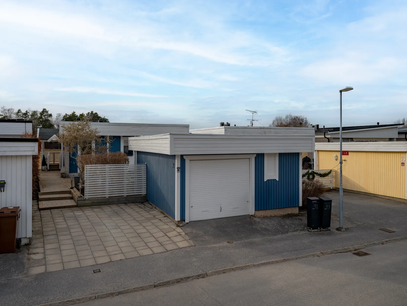 Villa, Radhus, Huddungegränd 31, Brunnby Vik, Upplands Väsby