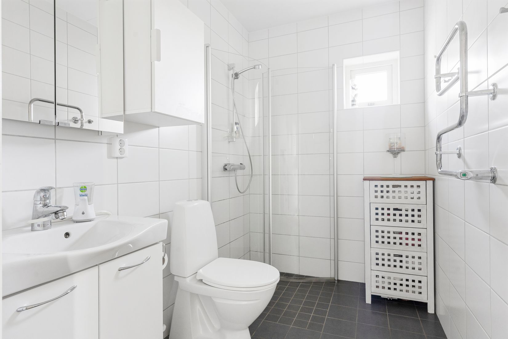 Bostadsrätt, Radhus, Rådjursvägen 7B, Lödöse, Lilla Edet