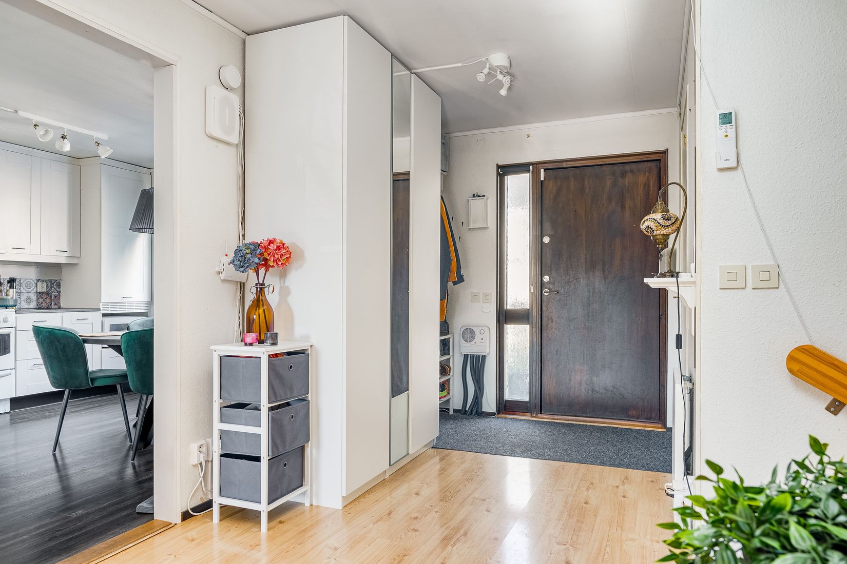 Villa, Radhus, Hjortstigen 13, Katrineholm Värmbol, Katrineholm