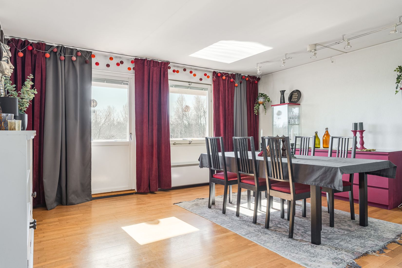 Villa, Radhus, Hjortstigen 13, Katrineholm Värmbol, Katrineholm