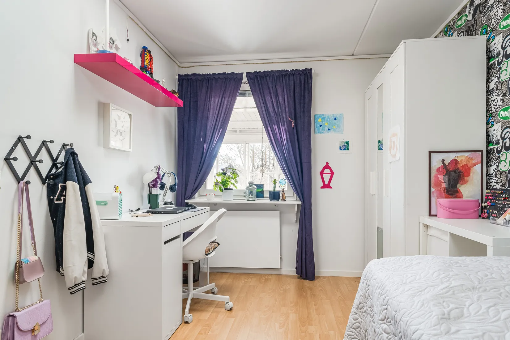 Villa, Radhus, Hjortstigen 13, Katrineholm Värmbol, Katrineholm