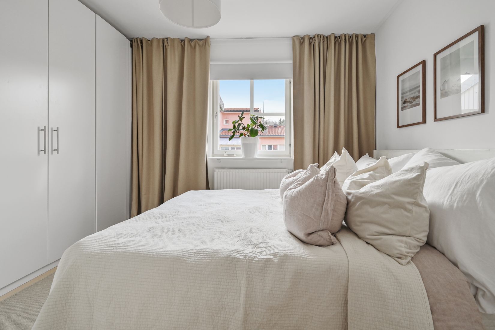 Bostadsrätt, Radhus, Travgatan 22, Smedby, Upplands Väsby