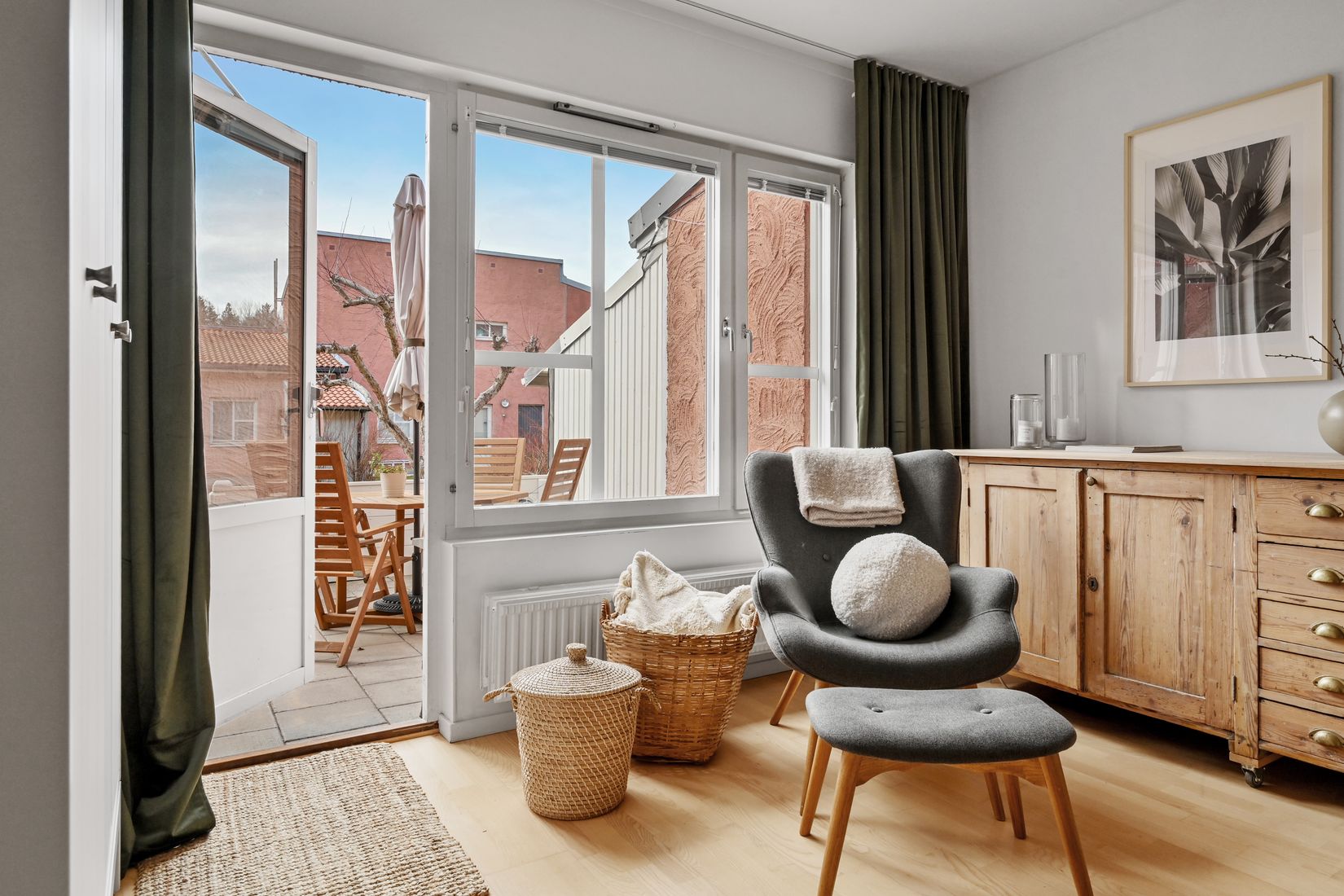 Bostadsrätt, Radhus, Travgatan 22, Smedby, Upplands Väsby