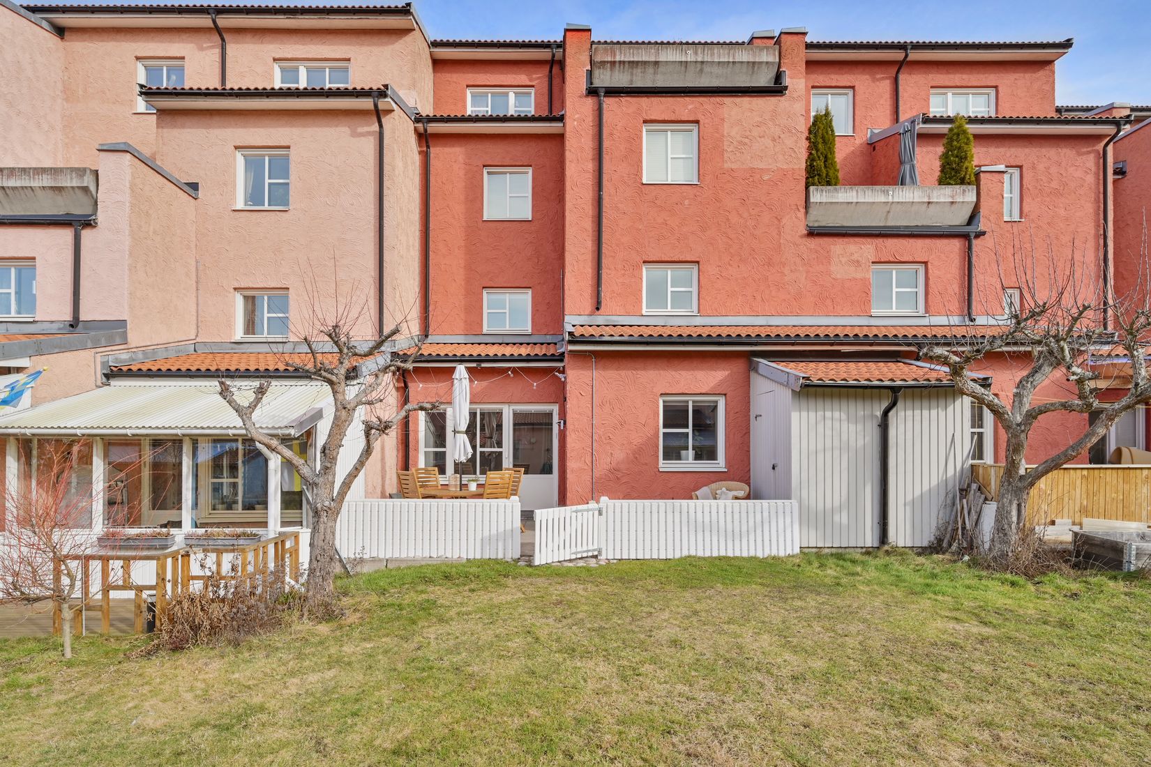 Bostadsrätt, Radhus, Travgatan 22, Smedby, Upplands Väsby