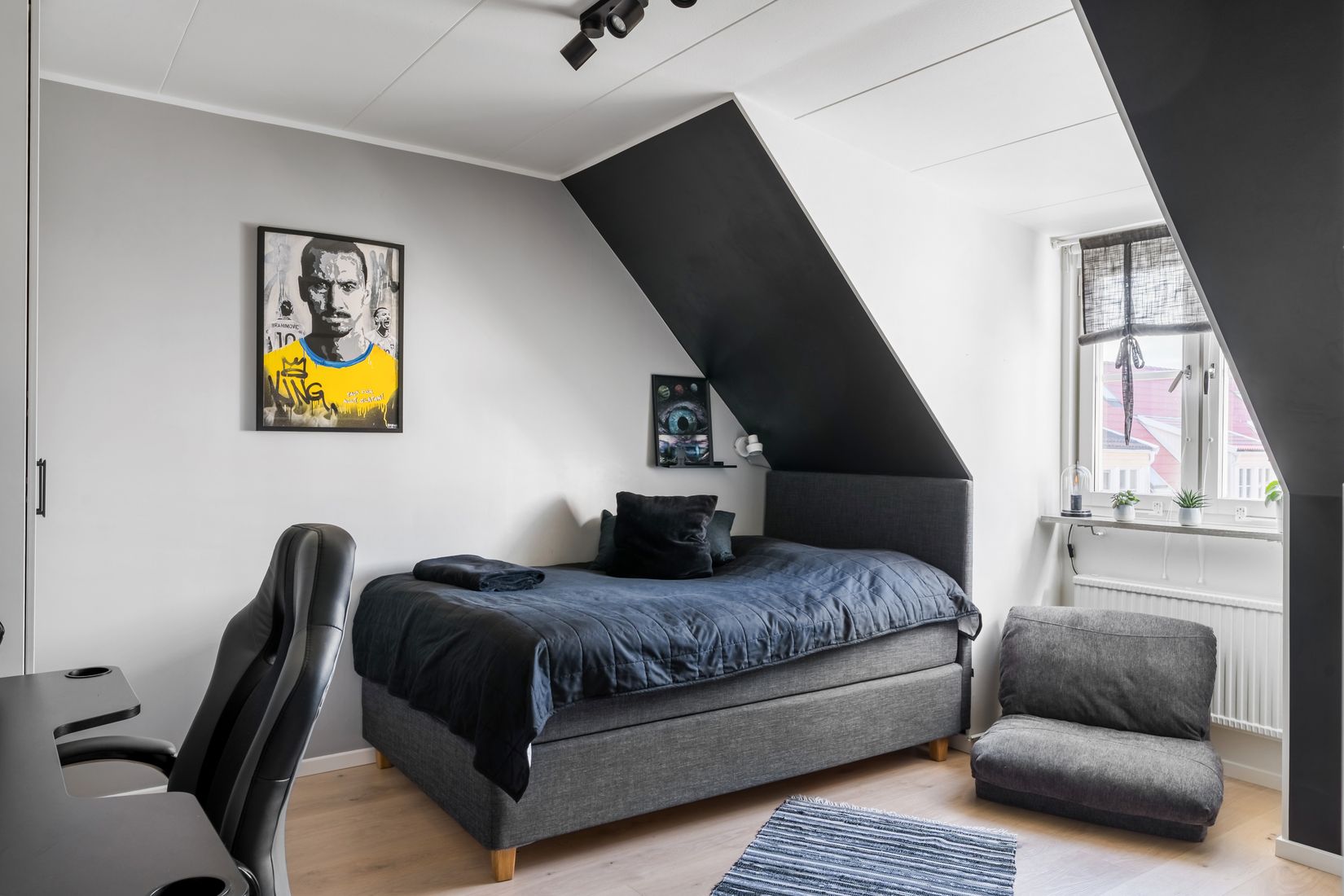 Villa, Radhus, Mickelsbergsvägen 320, Segeltorp, Huddinge