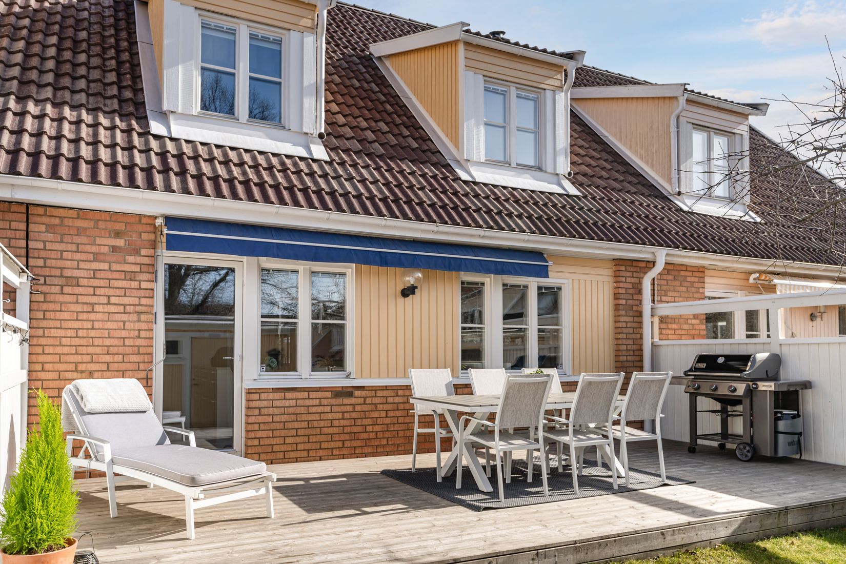 Villa, Radhus, Mickelsbergsvägen 320, Segeltorp, Huddinge