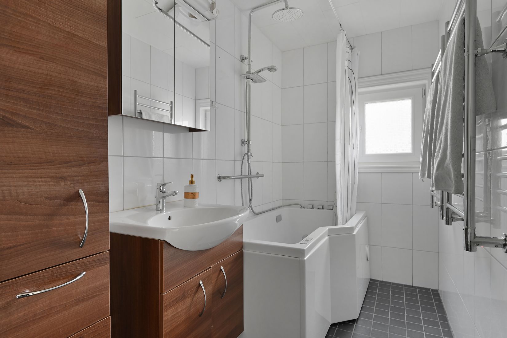 Villa, Kartvägen 14, Viksjö, Järfälla