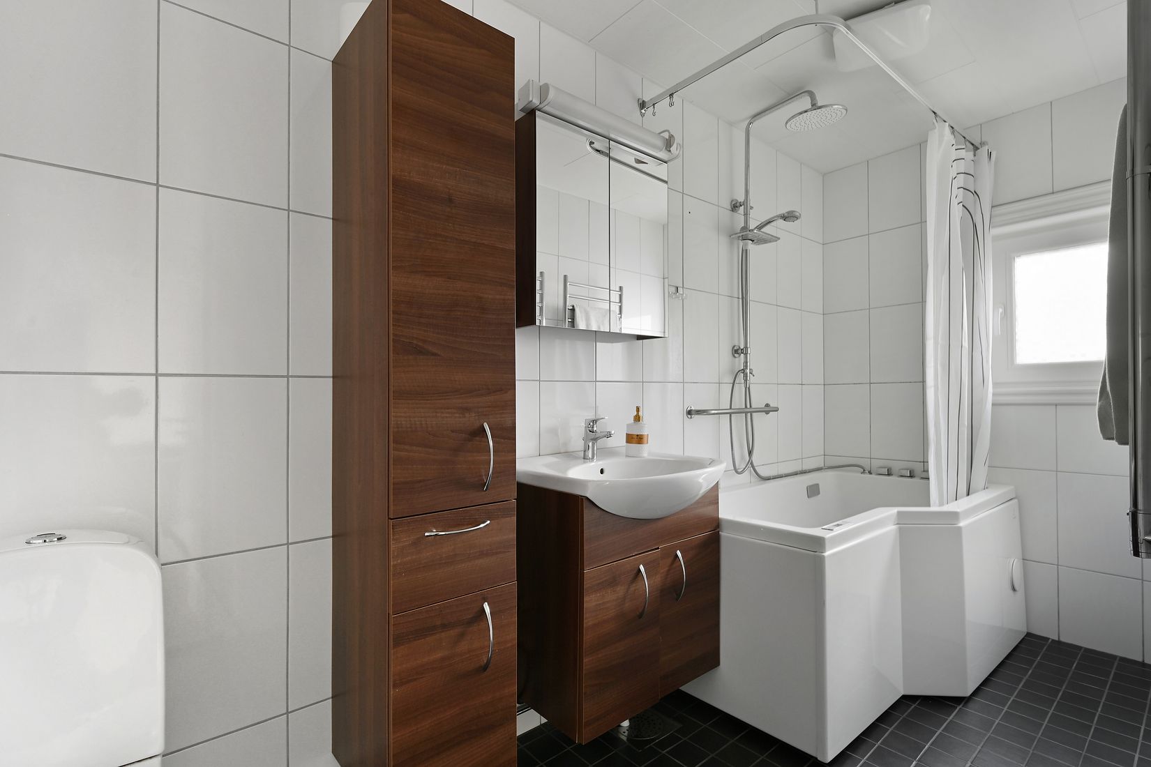 Villa, Kartvägen 14, Viksjö, Järfälla