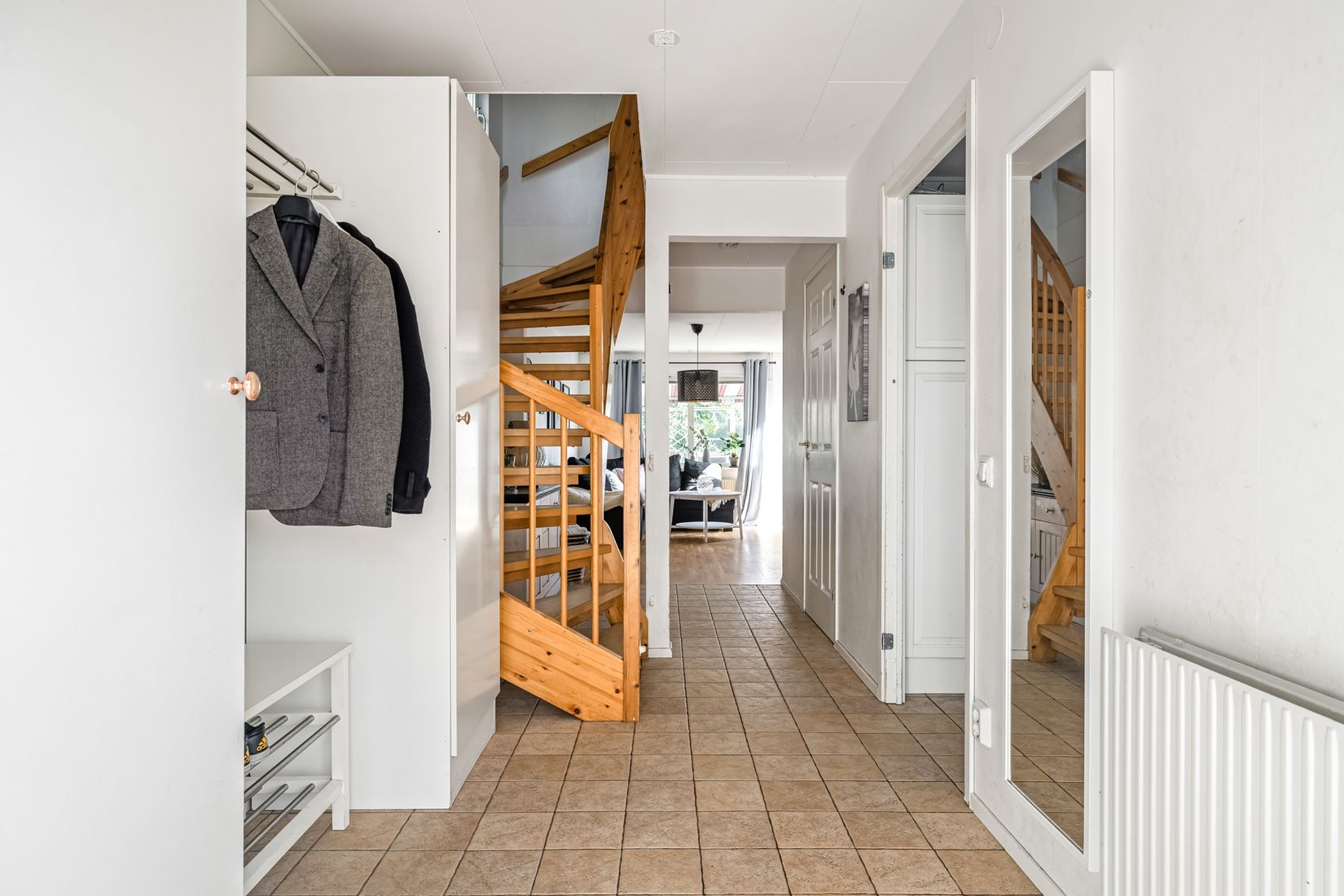 Bostadsrätt, Radhus, Vallvägen 48, Jakobsberg, Järfälla