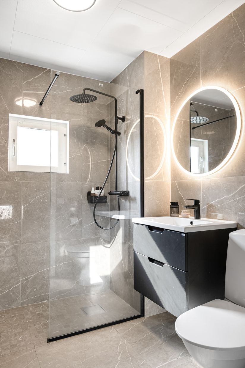 Bostadsrätt, Radhus, Vallvägen 48, Jakobsberg, Järfälla