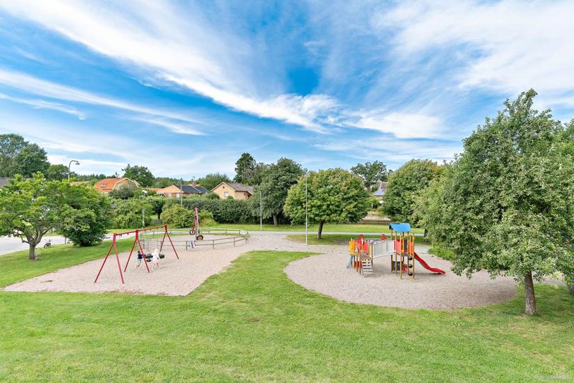 Bostadsrätt, Radhus, Vallvägen 48, Jakobsberg, Järfälla