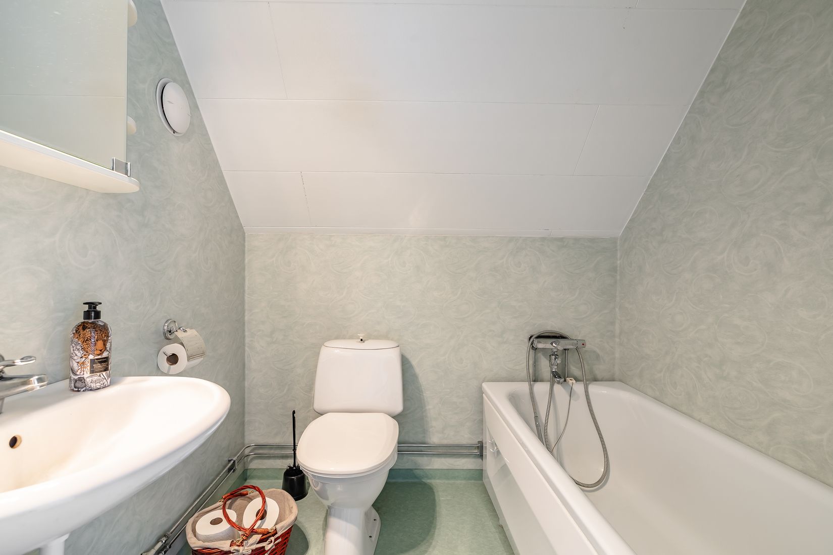 Villa, Lundsvägen 6, Kil