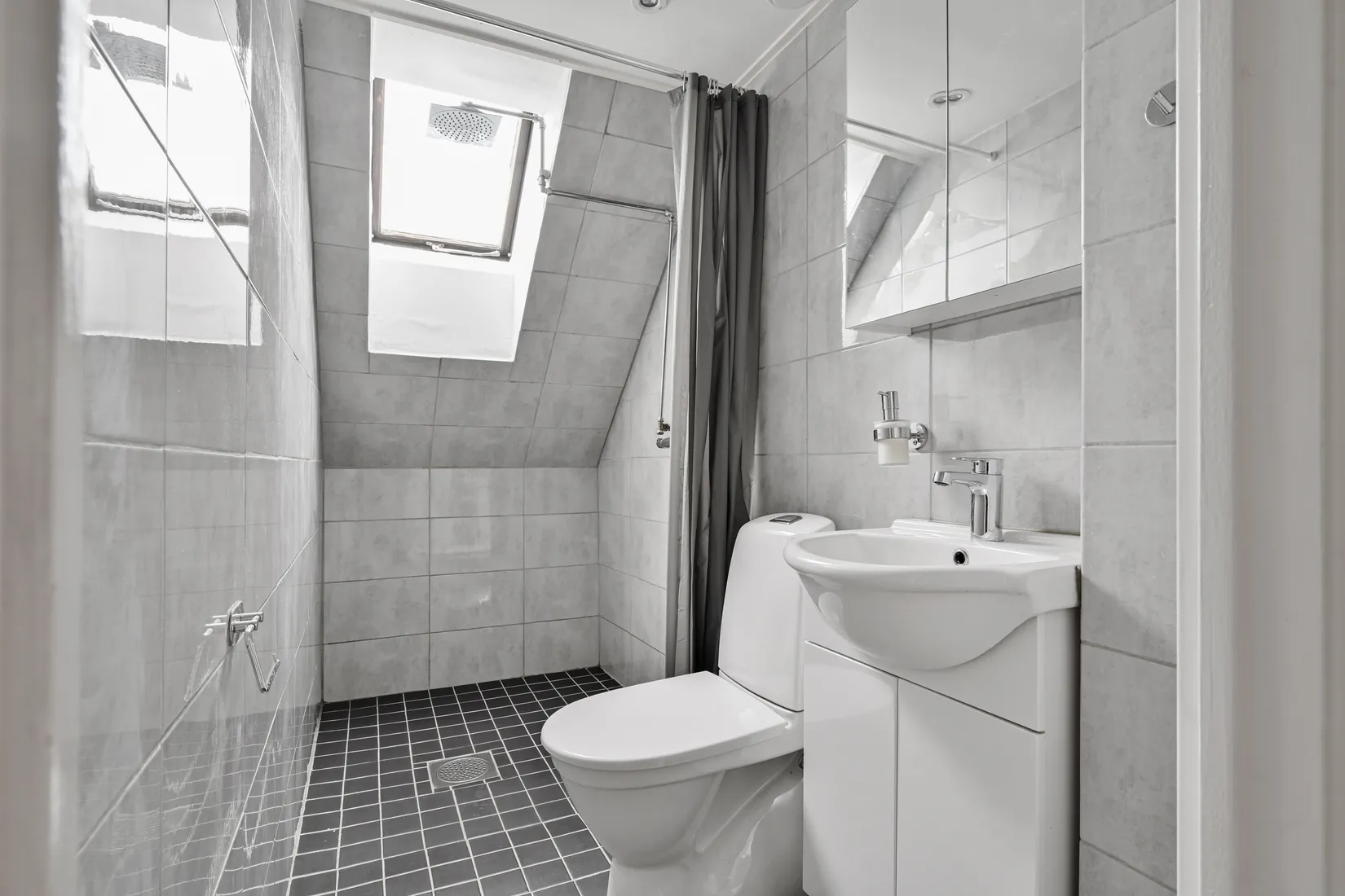 Villa, Vallstanäsvägen 67C, Rosersberg, Sigtuna