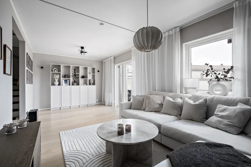 Radhus, Strömshillvägen 28, Ålsta, Haninge