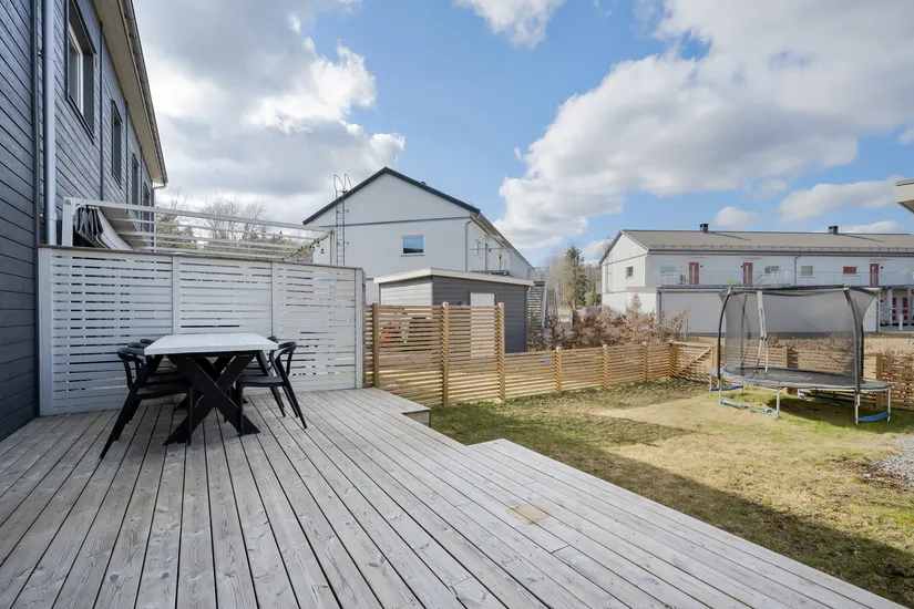 Radhus, Strömshillvägen 28, Ålsta, Haninge
