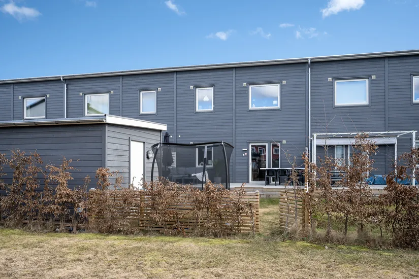 Radhus, Strömshillvägen 28, Ålsta, Haninge