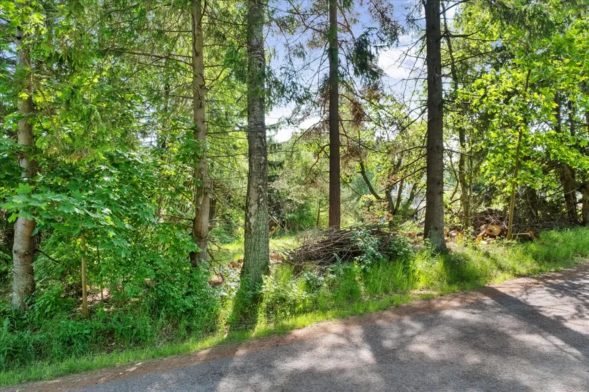 Tomt, Del av Rörviksvägen 12B, Sunningen, Uddevalla