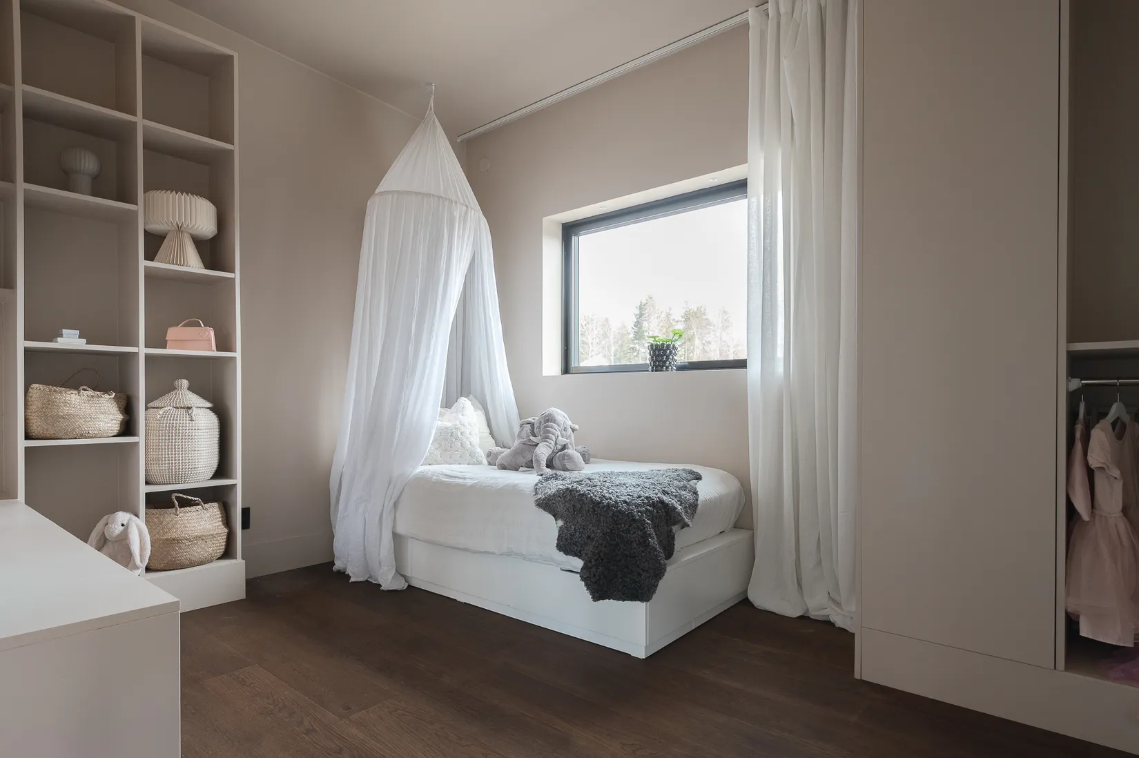 Villa, Molnbyvägen 4E, Molnby, Vallentuna