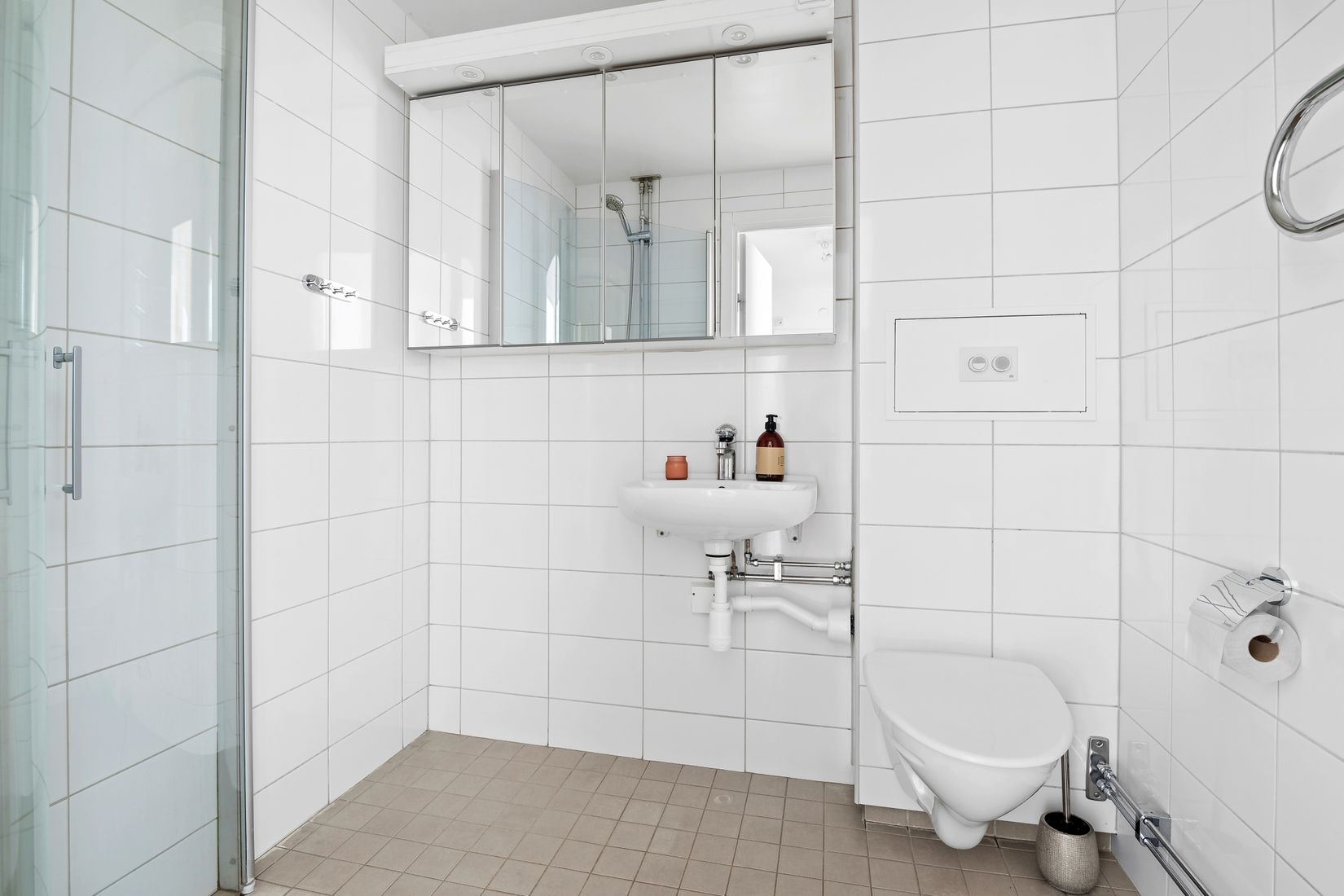 Bostadsrätt, Månadsvägen 60, Jakobsberg, Järfälla