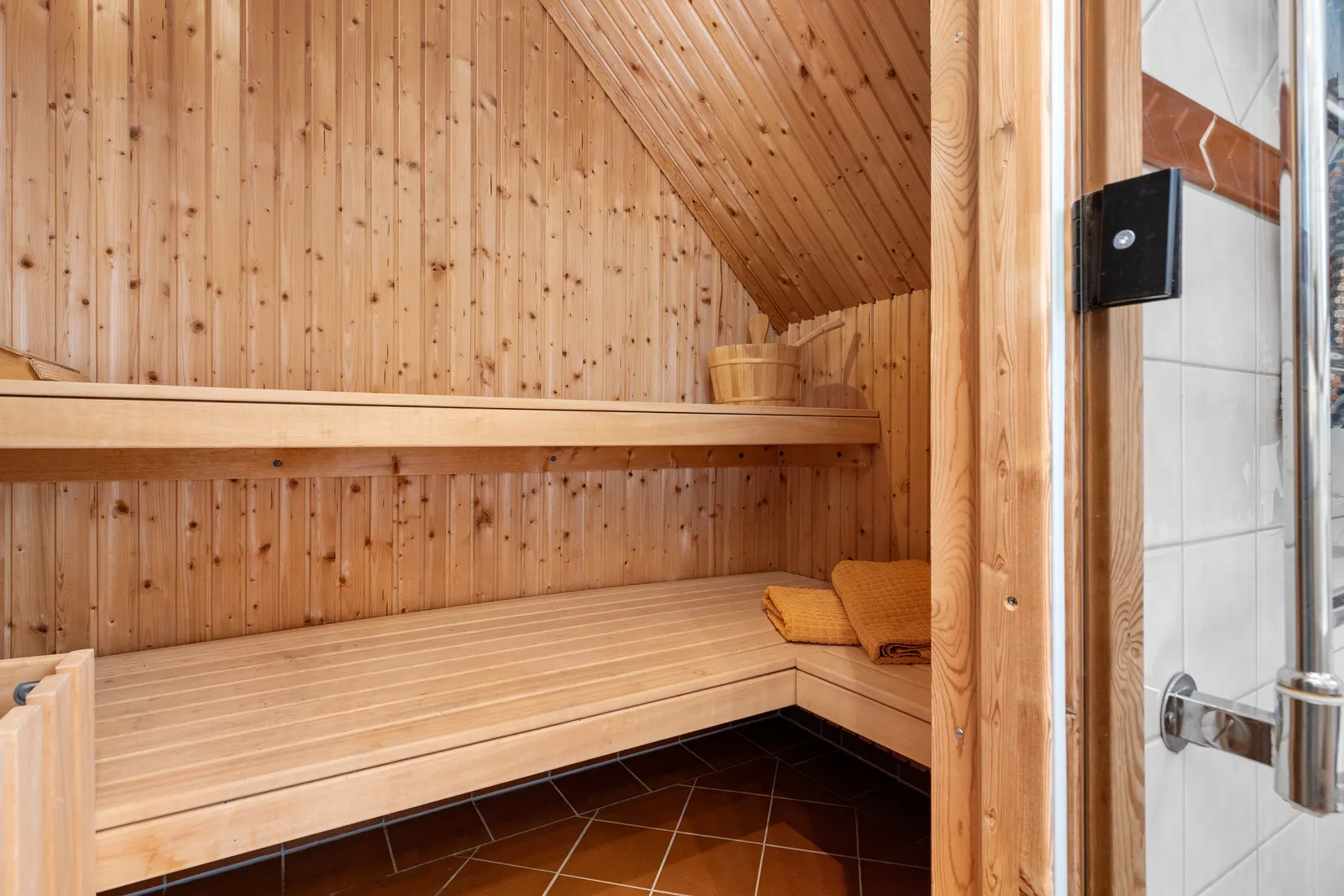 Villa, Haraldsborgsvägen 14, Centrala Staden, Sigtuna