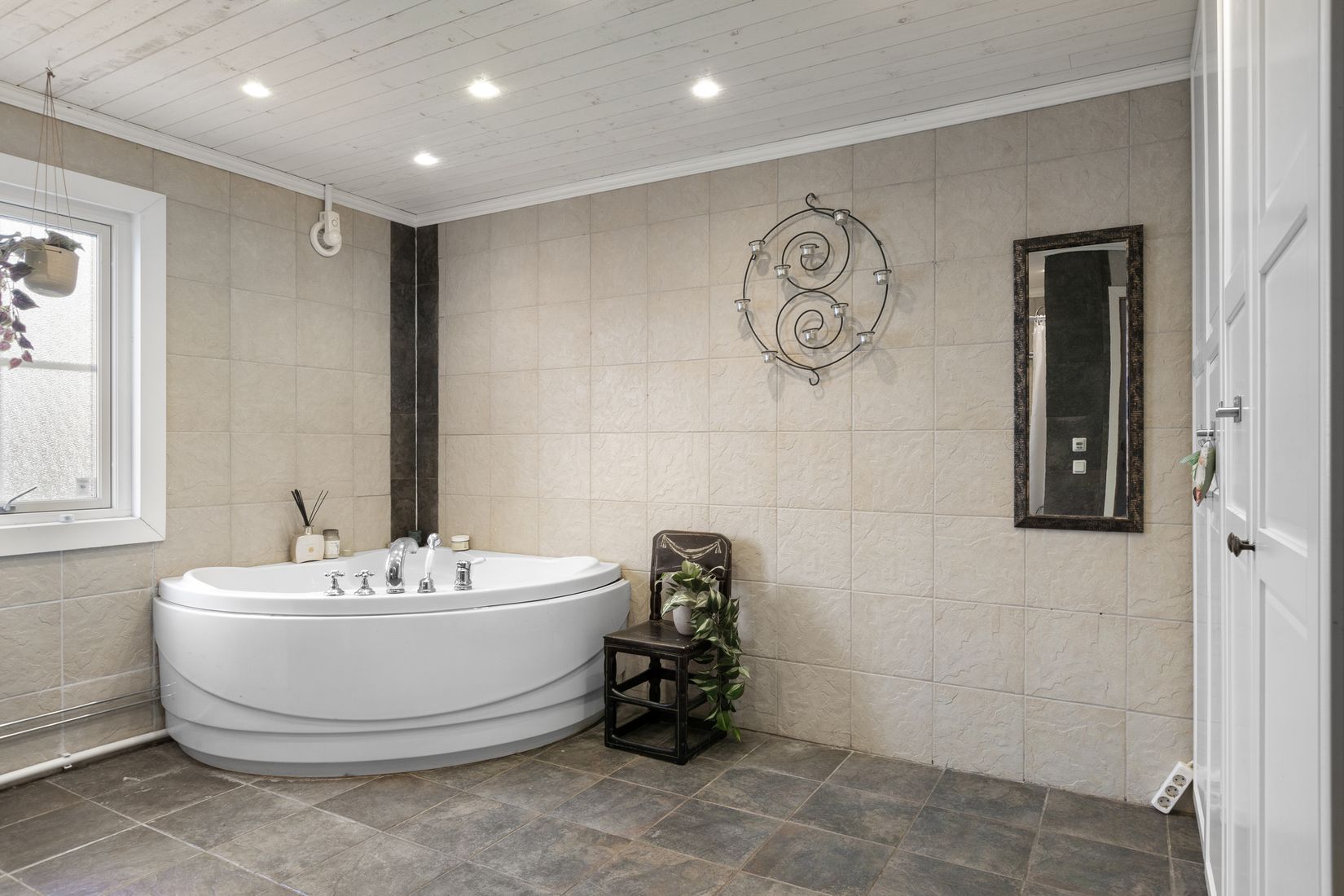 Villa, Longbergsvägen 8, Sandviken