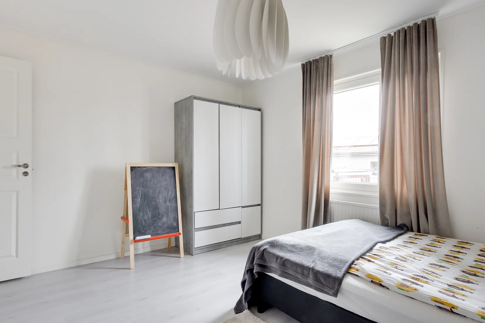Villa, Stråvägen 7, Björklinge, Uppsala