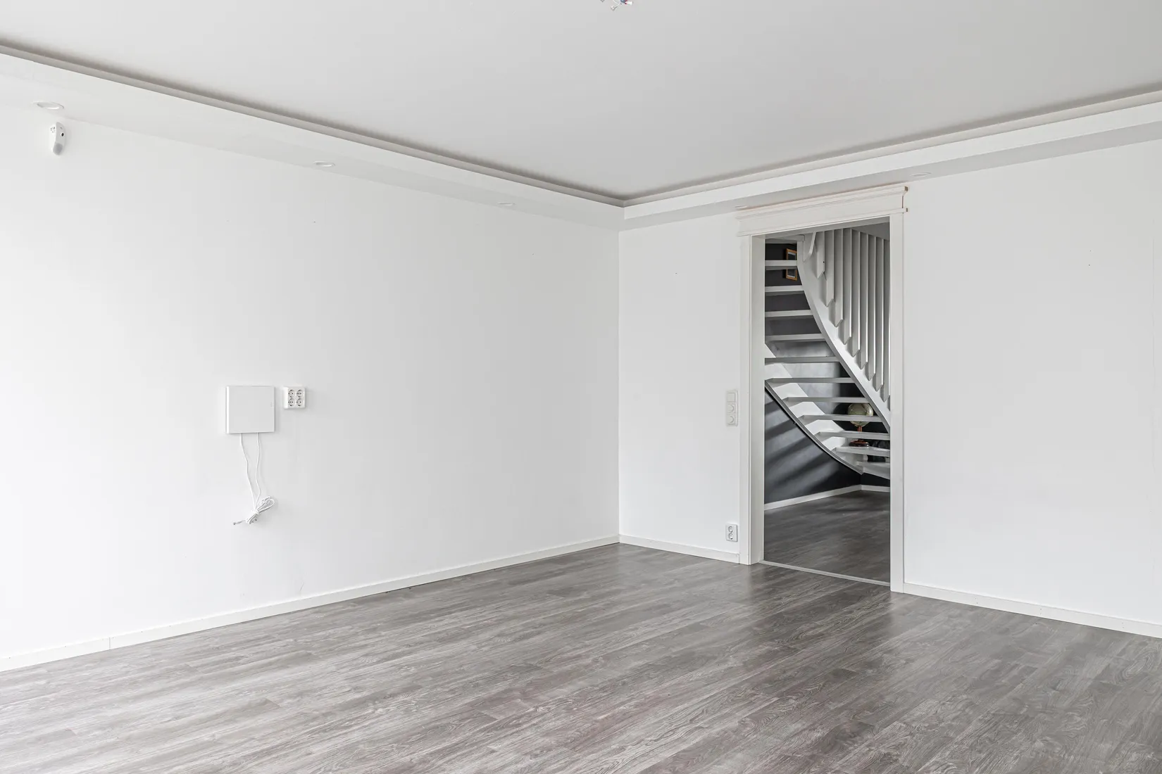Villa, Radhus, Felingvägen 16, Virsbo, Surahammar