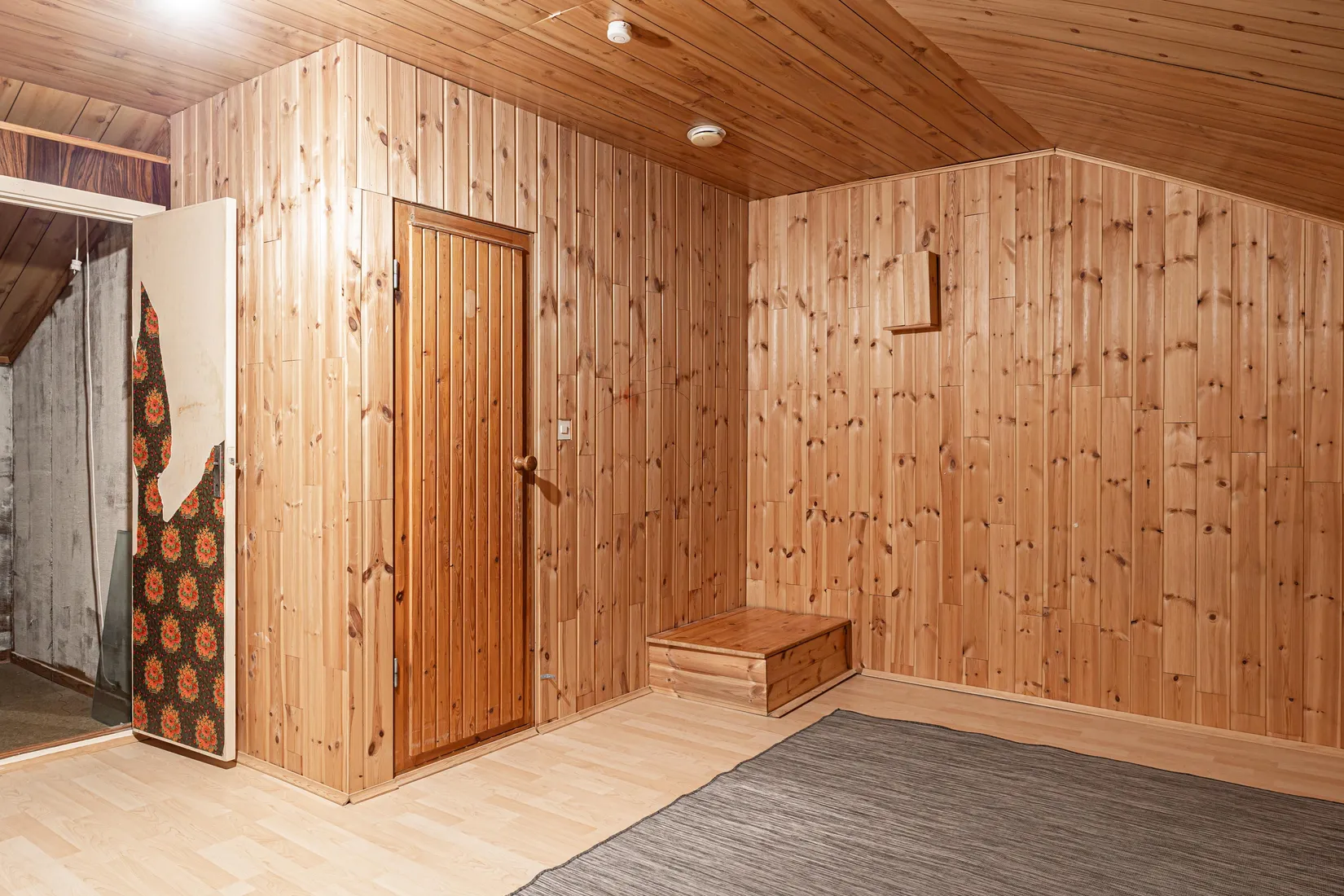 Villa, Radhus, Felingvägen 16, Virsbo, Surahammar