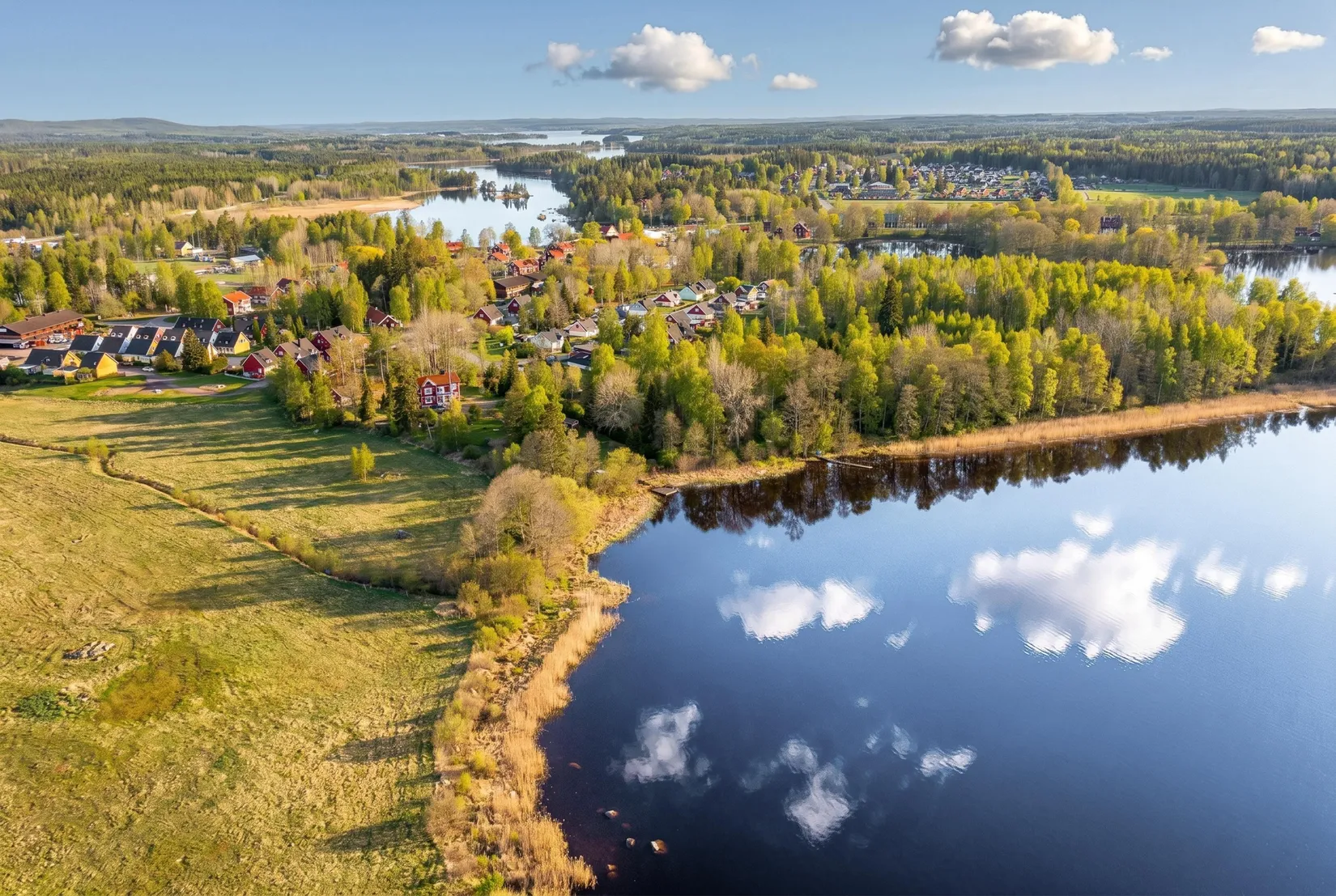 Villa, Radhus, Felingvägen 16, Virsbo, Surahammar