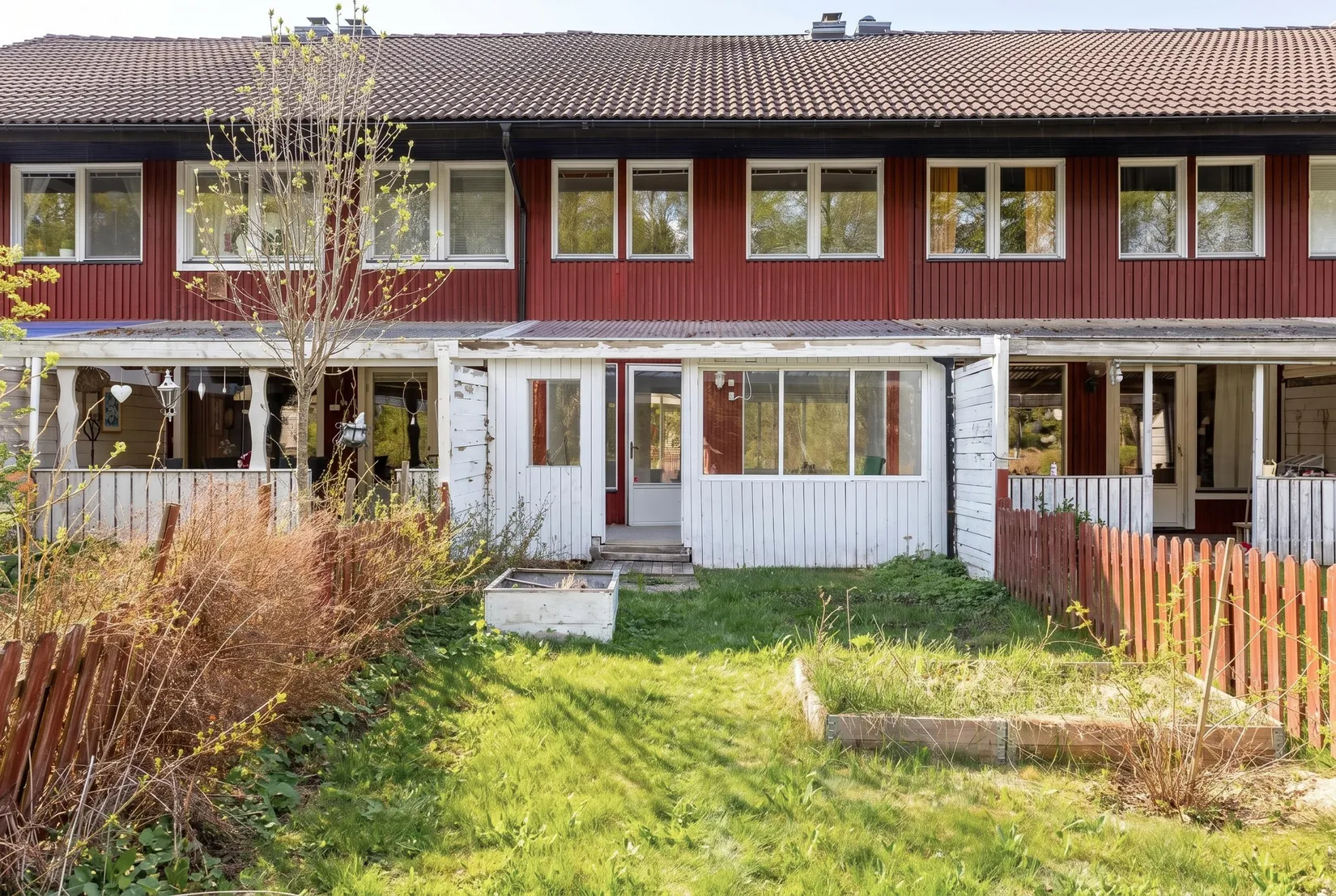 Villa, Radhus, Felingvägen 16, Virsbo, Surahammar