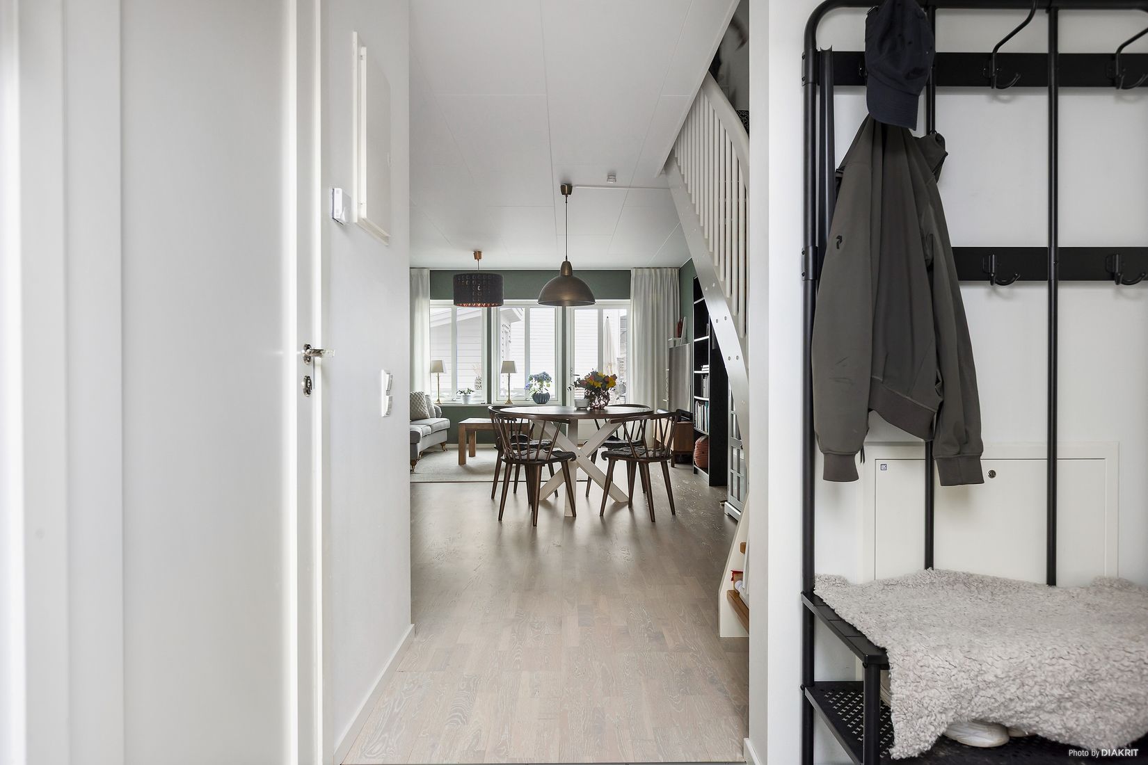 Radhus, Kiwigatan 2A, Nyponlunden, Örebro