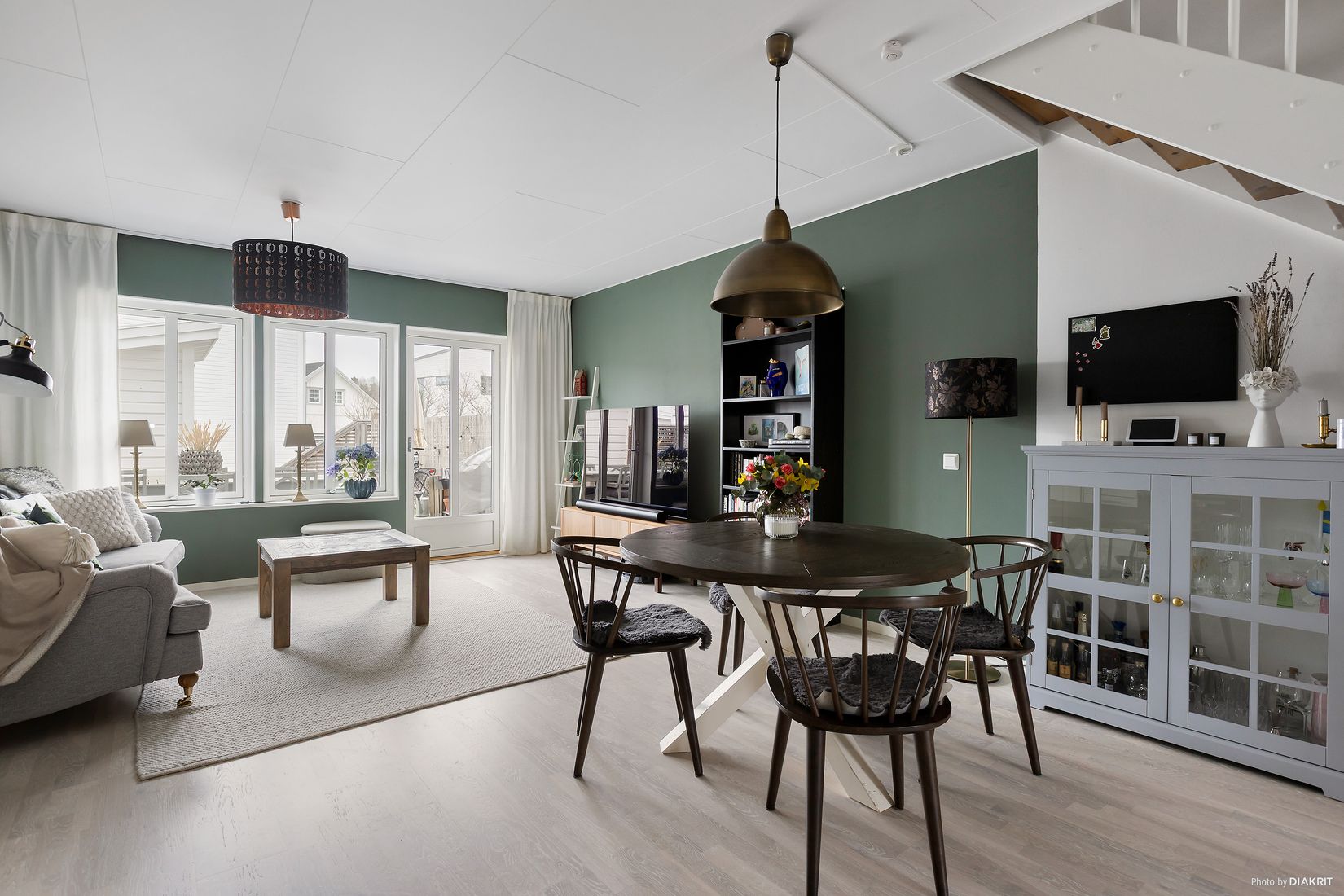 Radhus, Kiwigatan 2A, Nyponlunden, Örebro