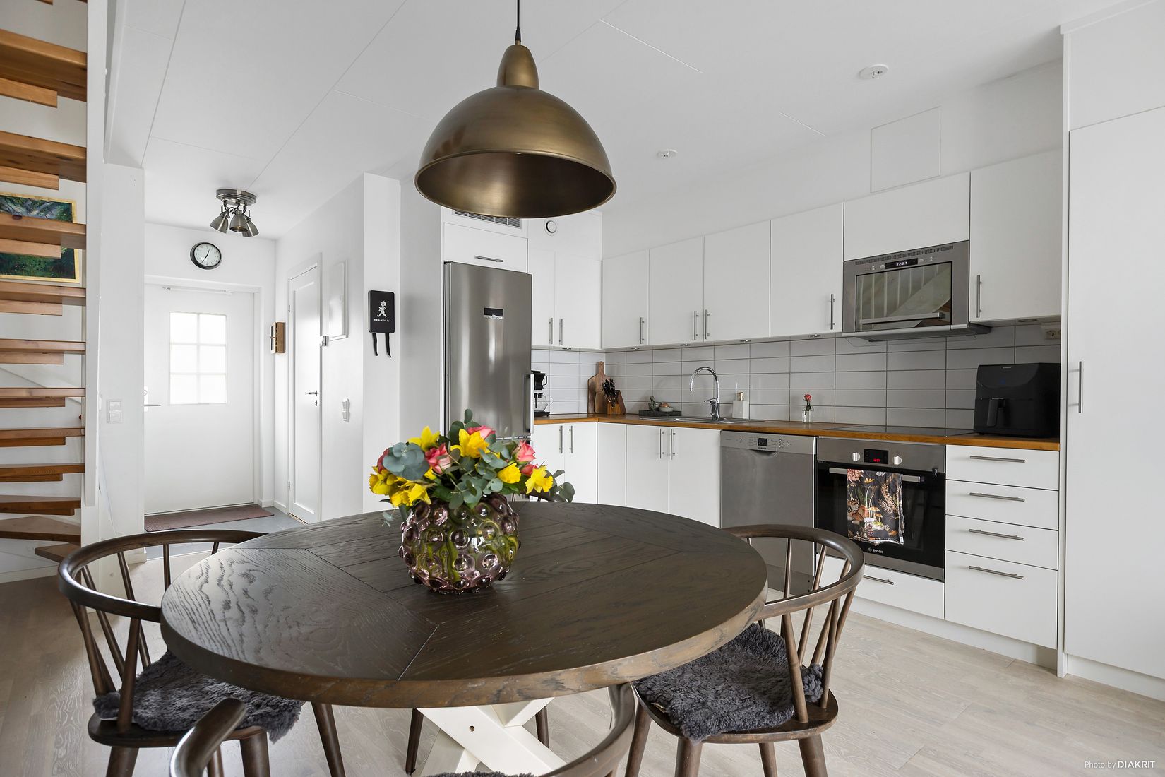 Radhus, Kiwigatan 2A, Nyponlunden, Örebro