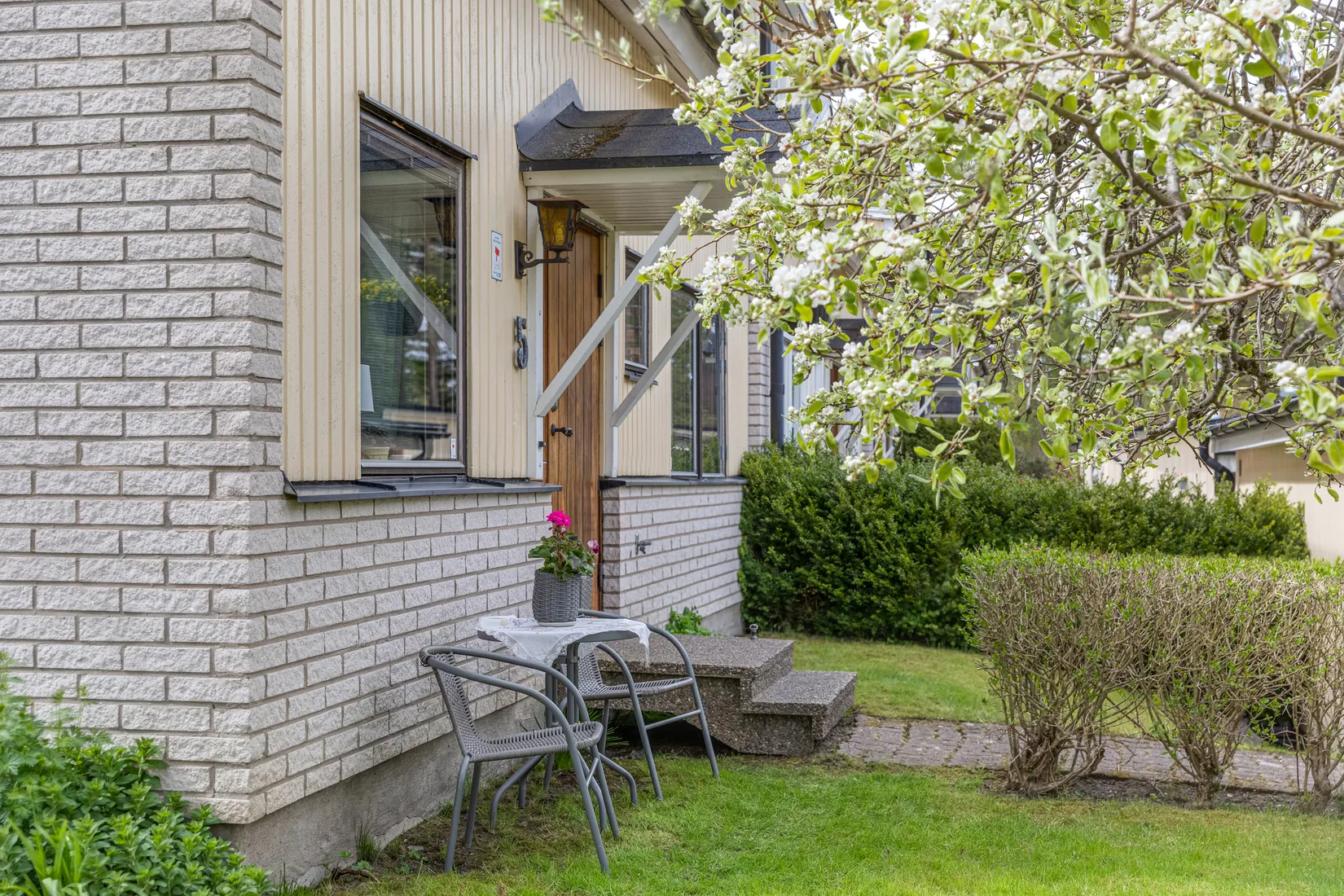 Villa, Radhus, Krokstigen 5, Skoftebyn, Trollhättan