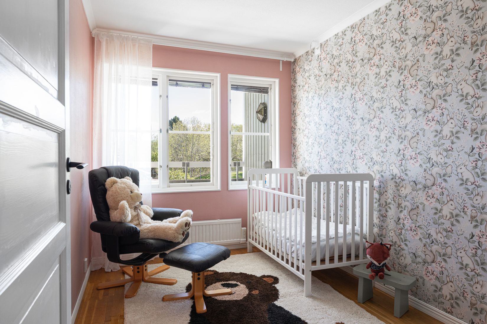 Radhus, Lövmovägen 67, Upplands Väsby