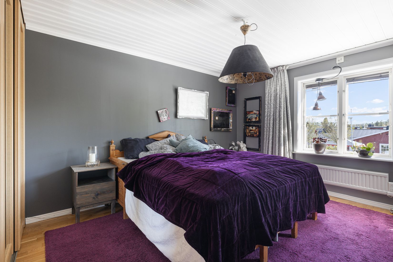 Radhus, Lövmovägen 67, Upplands Väsby