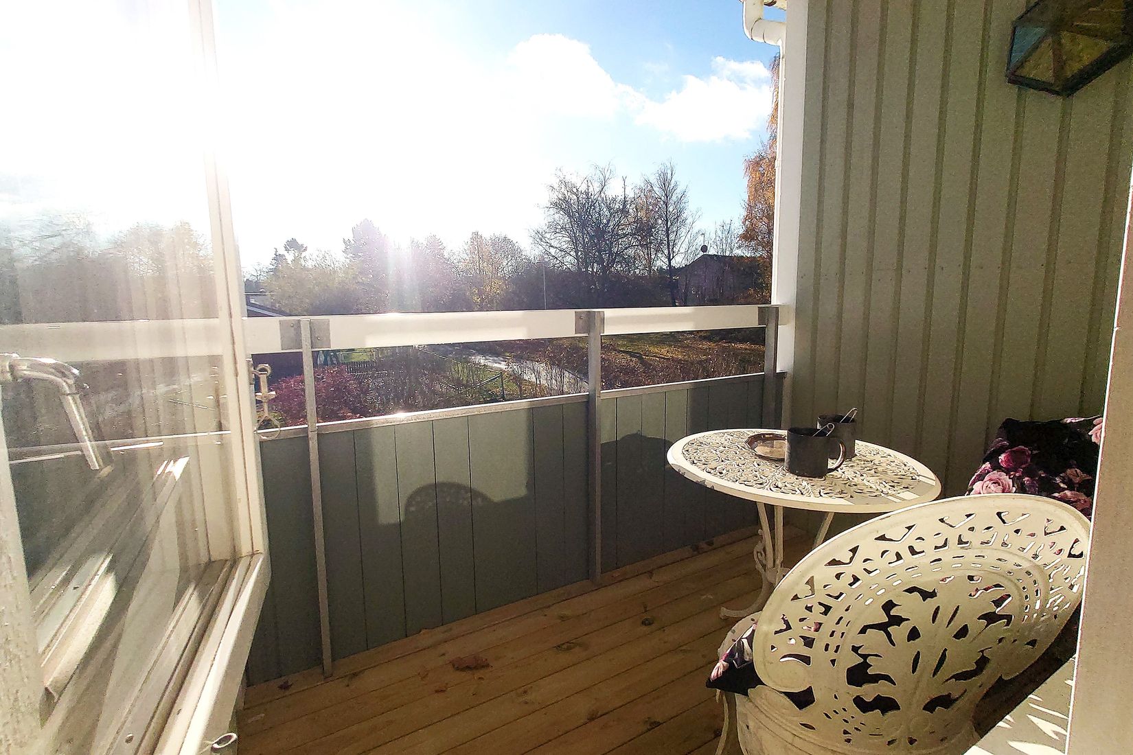 Radhus, Lövmovägen 67, Upplands Väsby